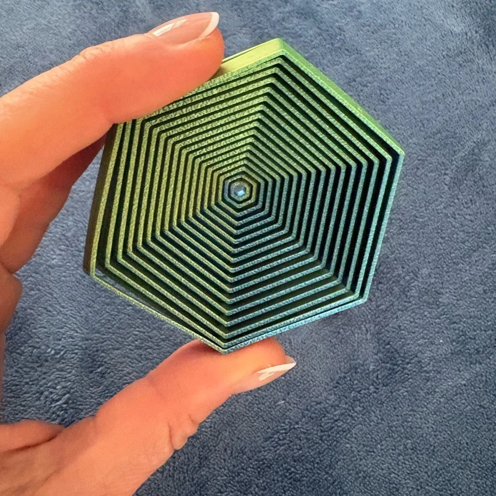 🍒4/$15 Colorful Hexagon Fidget Toy for Kids